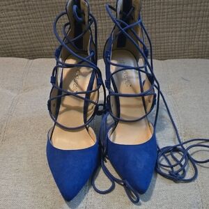 Stylish Blue Heels by Shoe Dazzle